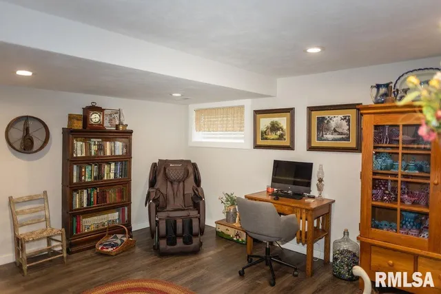 $289,500 | 80 Aspen Drive, Canton, IL 61520