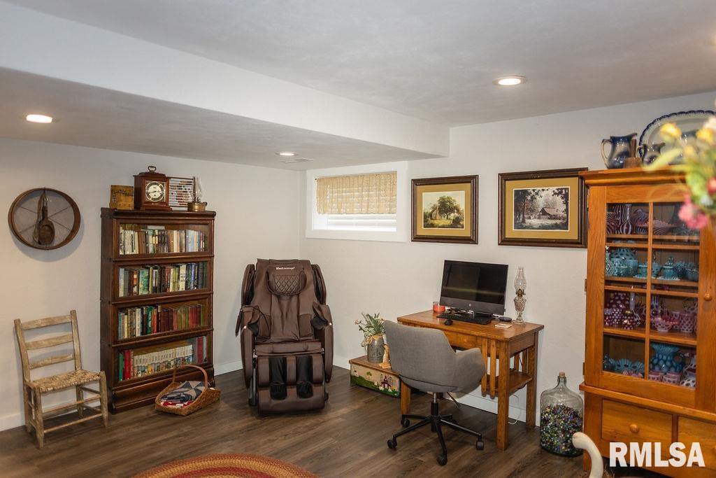 80 Aspen Drive Canton, IL 61520 - Photo 21 of 60