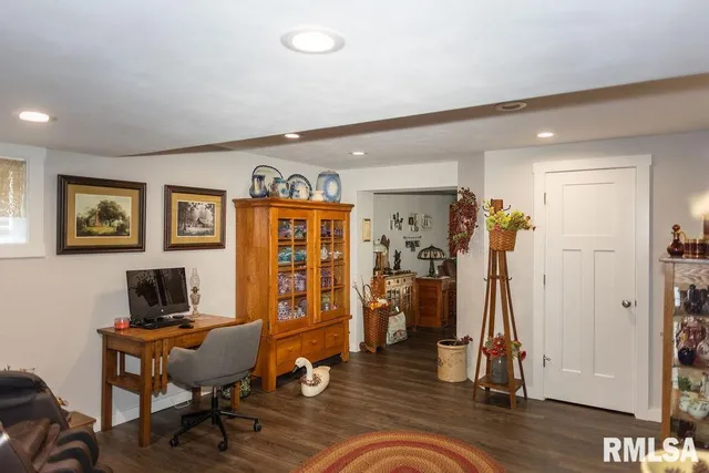 $289,500 | 80 Aspen Drive, Canton, IL 61520