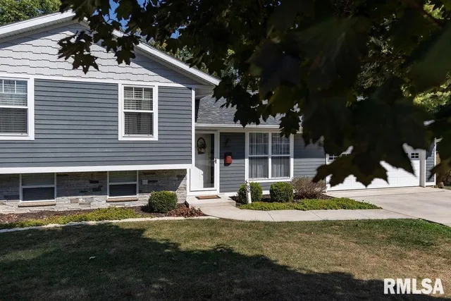 $289,500 | 80 Aspen Drive, Canton, IL 61520