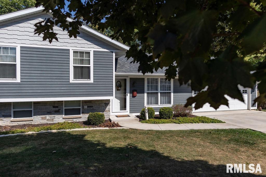 80 Aspen Drive Canton, IL 61520 - Photo 3 of 60
