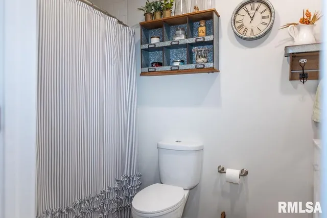 $289,500 | 80 Aspen Drive, Canton, IL 61520