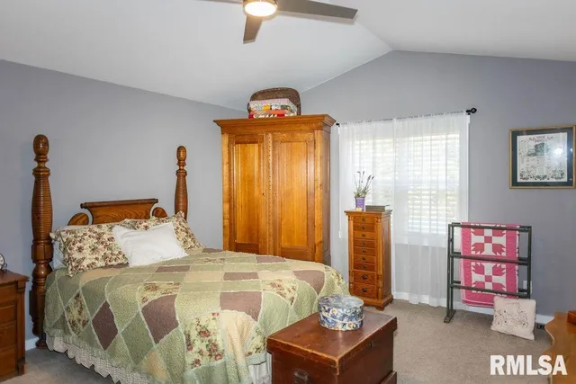 $289,500 | 80 Aspen Drive, Canton, IL 61520