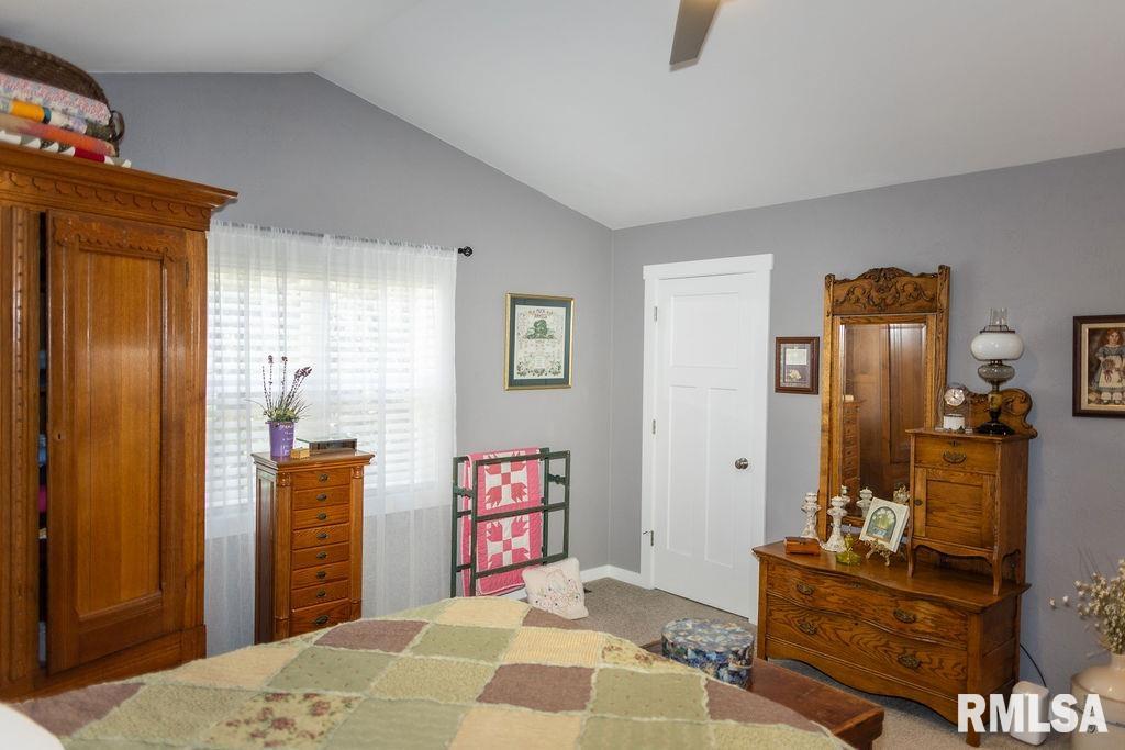 80 Aspen Drive Canton, IL 61520 - Photo 39 of 60