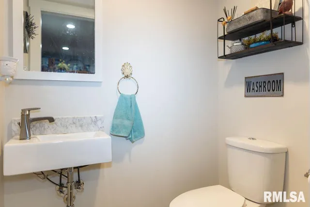 $289,500 | 80 Aspen Drive, Canton, IL 61520