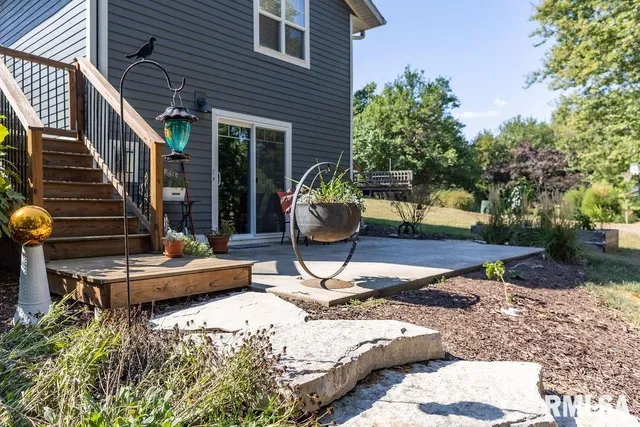 $289,500 | 80 Aspen Drive, Canton, IL 61520