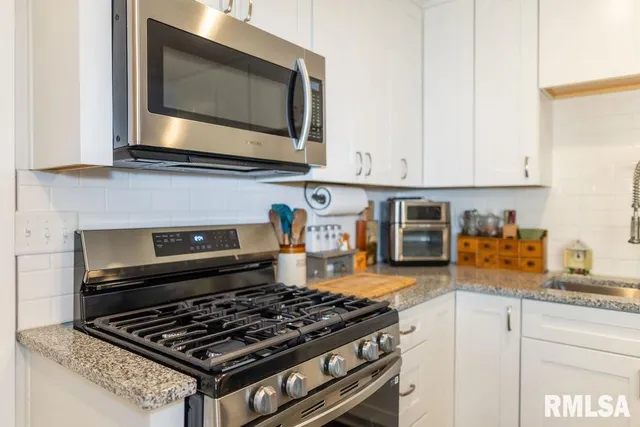 $289,500 | 80 Aspen Drive, Canton, IL 61520