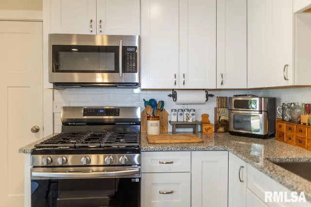 $289,500 | 80 Aspen Drive, Canton, IL 61520