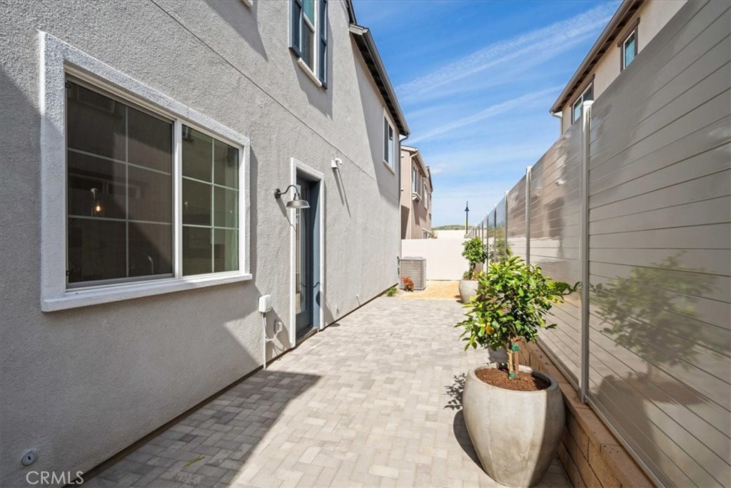 4845 Arroyo Run Moorpark, CA 93021 - Photo 33 of 33 Photos are of model match - exterior and interior finishes may vary