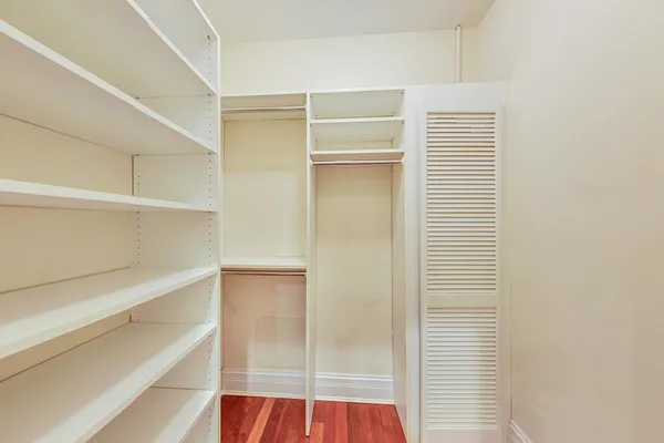 en empty room with windows