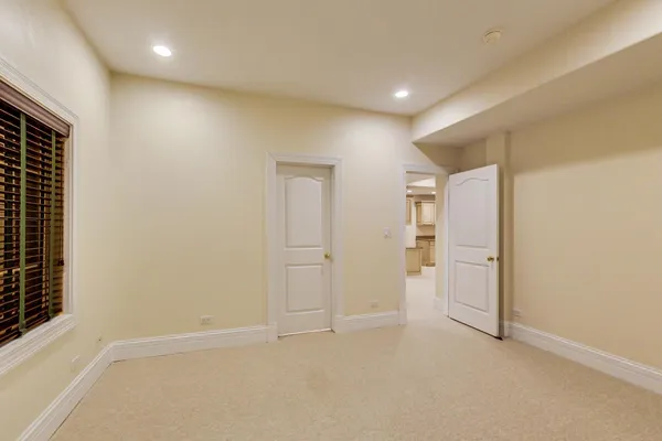 $2,500,000 | 430 South Avenue, Glencoe, IL 60022