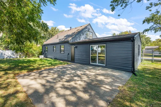 $262,000 | 640 Old Forge Road, Valparaiso, IN 46385