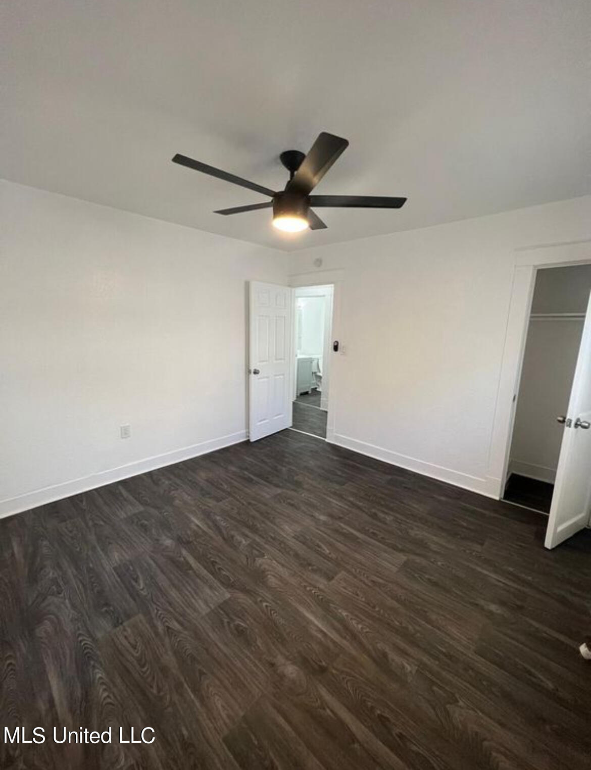 128 Carolyn Avenue Jackson, MS 39209 - Photo 8 of 12 IMG_5168