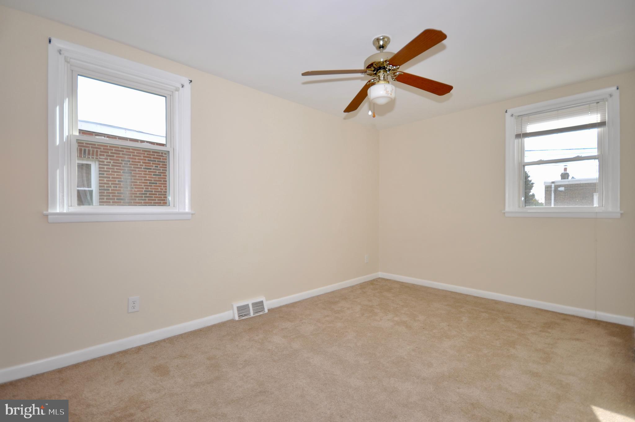 2216 Emerson Street Philadelphia, PA 19152 - Photo 20 of 31 an empty room