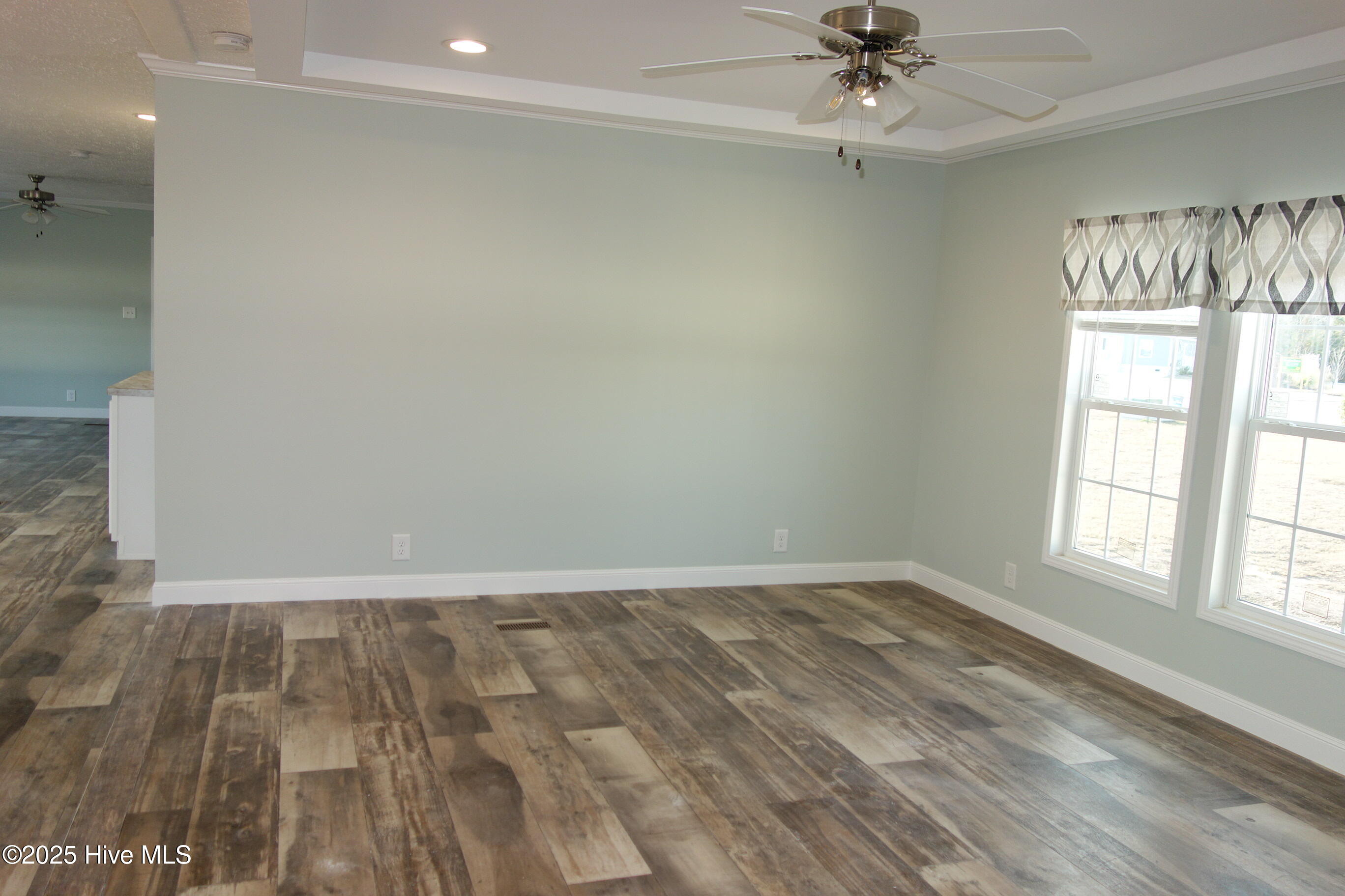 929 Willow Place Southwest Calabash, NC 28467 - Photo 12 of 48 Living Room