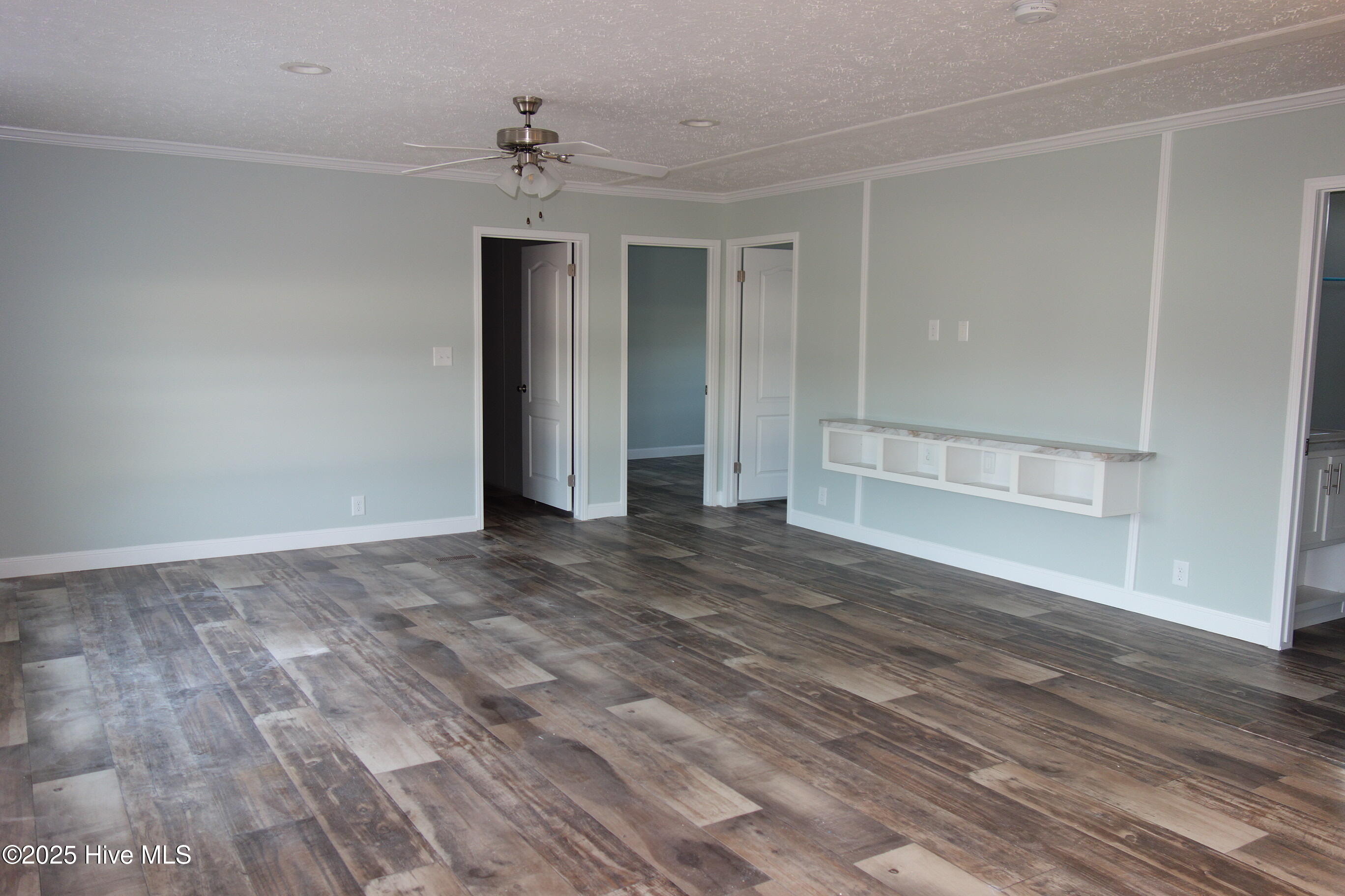 929 Willow Place Southwest Calabash, NC 28467 - Photo 14 of 48 Family room