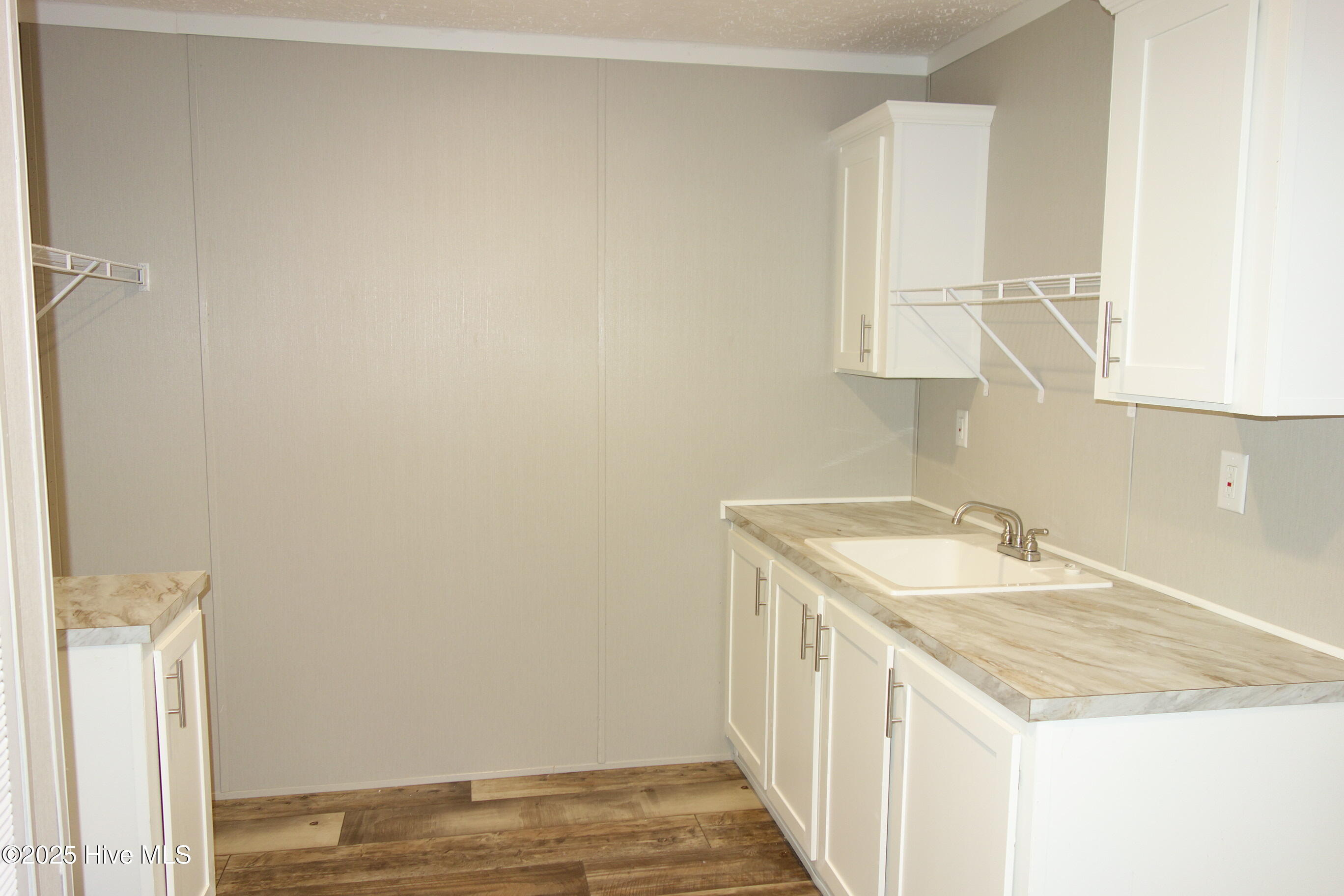 929 Willow Place Southwest Calabash, NC 28467 - Photo 26 of 48 Laundry/Mudroom with sink