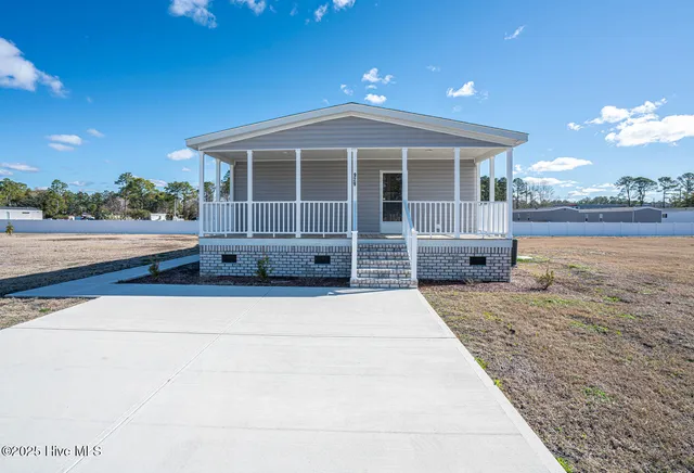 $264,900 | 929 Willow Place Southwest, Calabash, NC 28467