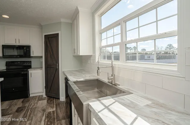 $264,900 | 929 Willow Place Southwest, Calabash, NC 28467