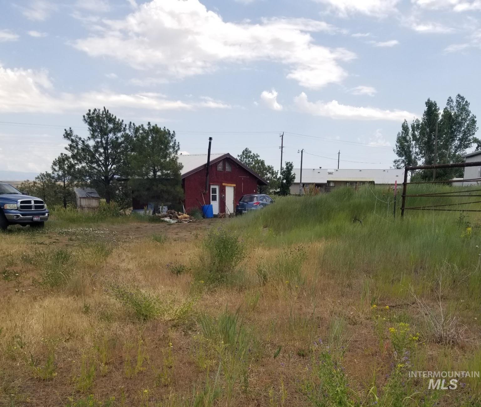 2277 Keithley Creek Road Midvale, ID 83645 - Photo 3 of 9 View of yard