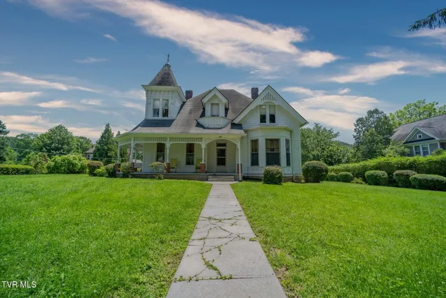 $589,900 | 438 East Main Street, Rogersville, TN 37857
