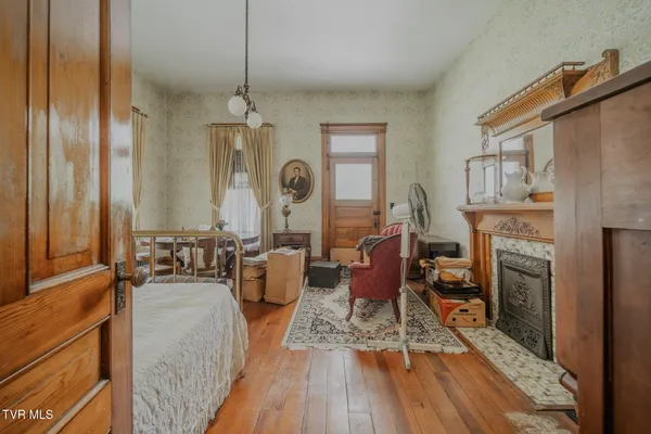 $589,900 | 438 East Main Street, Rogersville, TN 37857