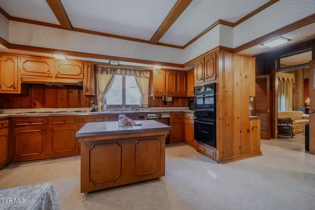 $589,900 | 438 East Main Street, Rogersville, TN 37857