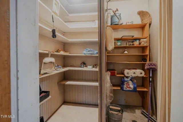 $589,900 | 438 East Main Street, Rogersville, TN 37857