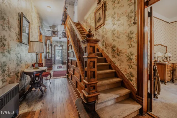 $589,900 | 438 East Main Street, Rogersville, TN 37857