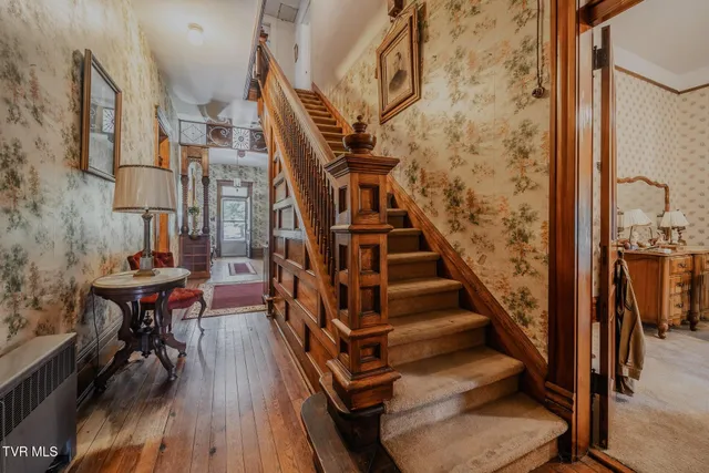 $589,900 | 438 East Main Street, Rogersville, TN 37857