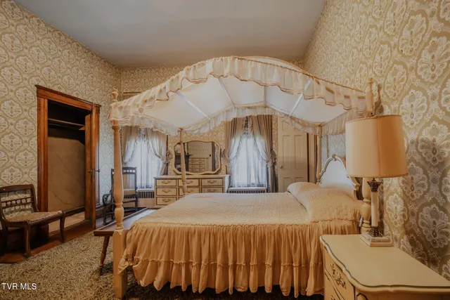 $589,900 | 438 East Main Street, Rogersville, TN 37857