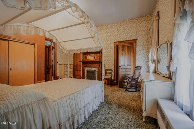 $589,900 | 438 East Main Street, Rogersville, TN 37857