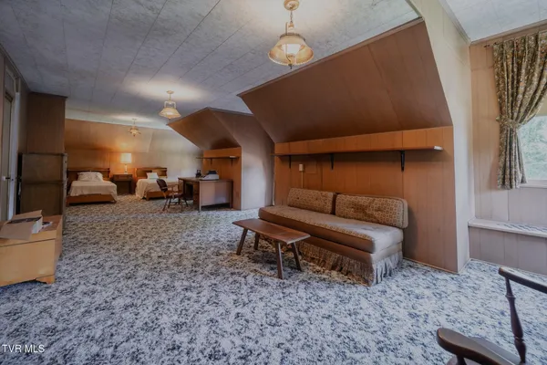 $589,900 | 438 East Main Street, Rogersville, TN 37857