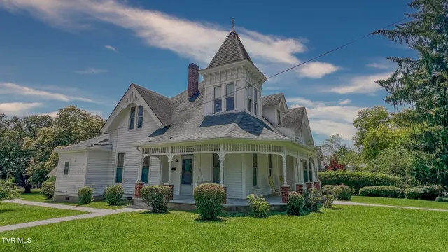 $589,900 | 438 East Main Street, Rogersville, TN 37857