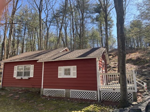 357 Sawmill Road Stroudsburg, PA 18360 - Photo 2 of 24 IMG_1408 Medium