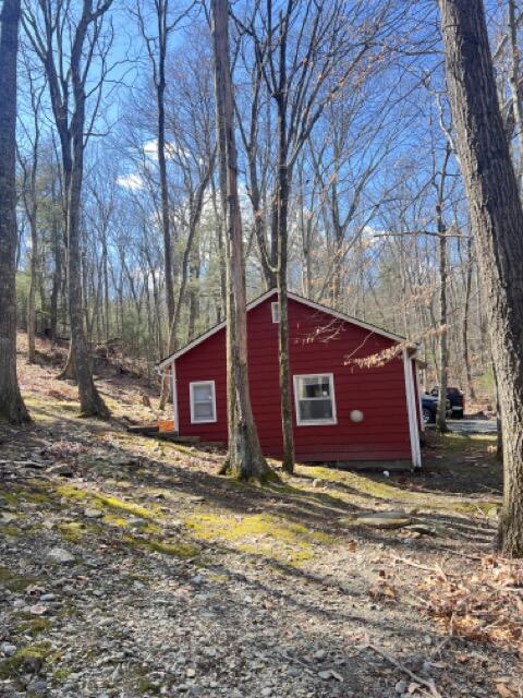 357 Sawmill Road Stroudsburg, PA 18360 - Photo 6 of 24 IMG_1405 Medium