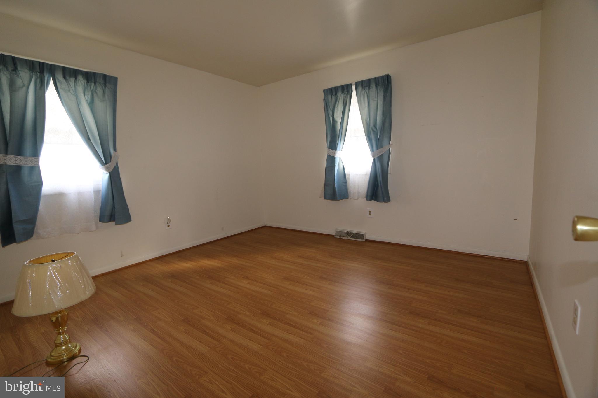 95 Wakefield Road Hagerstown, MD 21740 - Photo 9 of 15 Bedroom