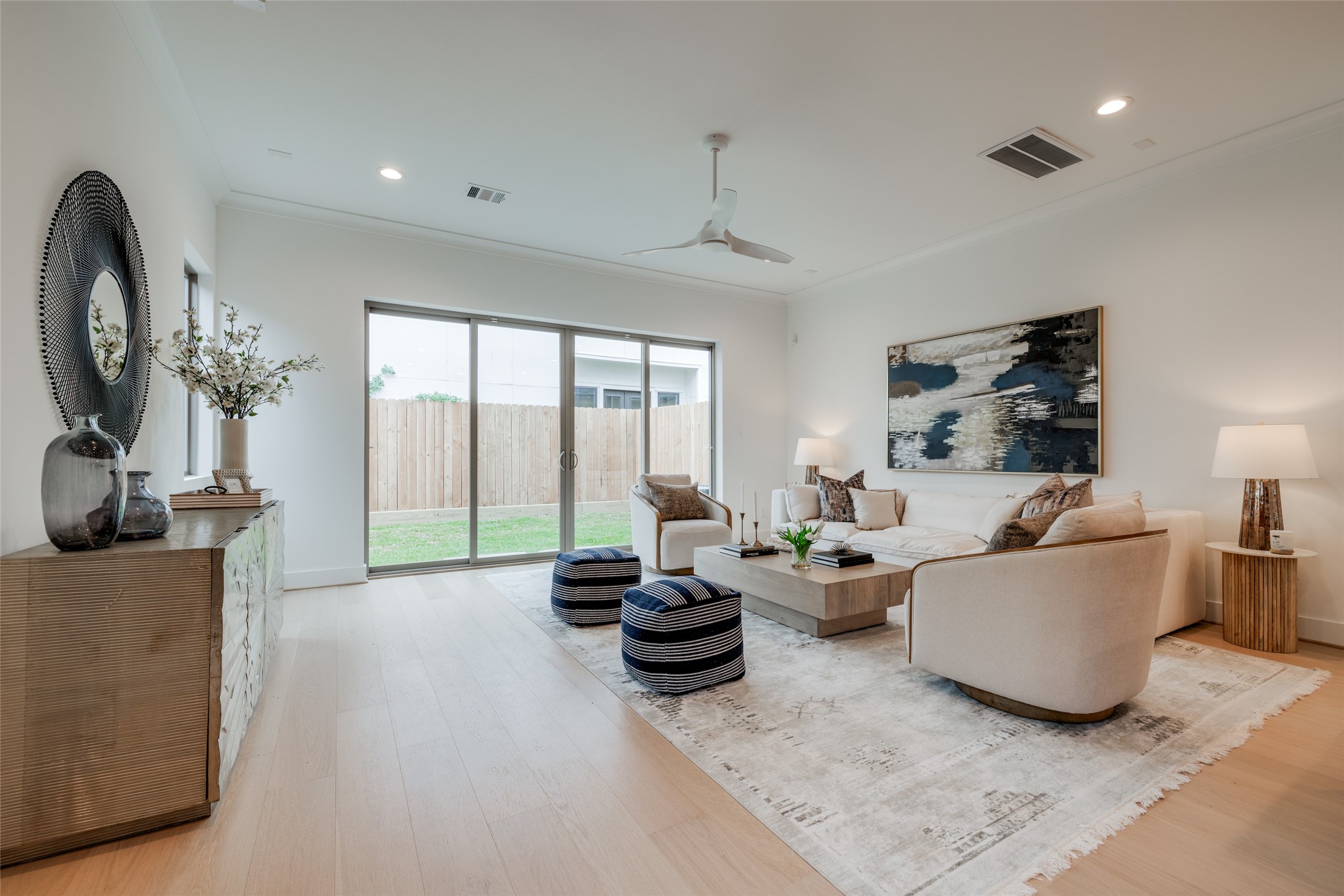 2327 Richton Street Houston, TX 77098 - Photo 18 of 44 * Estimated Completion Date 10/15/2026 * ASK ABOUT CUSTOMIZATION OPTIONS DURING CONSTRUCTION ONLY *MAZZARINO MODEL HOME * PHOTOS MAY SHOW A SIMILAR FLOOR PLAN AND/OR UPGRADED/ALTERNATIVE FINISHES * Please use these photos as a guide *THIS IS AN ACTIVE CONSTRUCTION SITE, BUYERS MUST REQUEST APPOINTMENT TO BE ON PREMISE AT ALL TIMES.