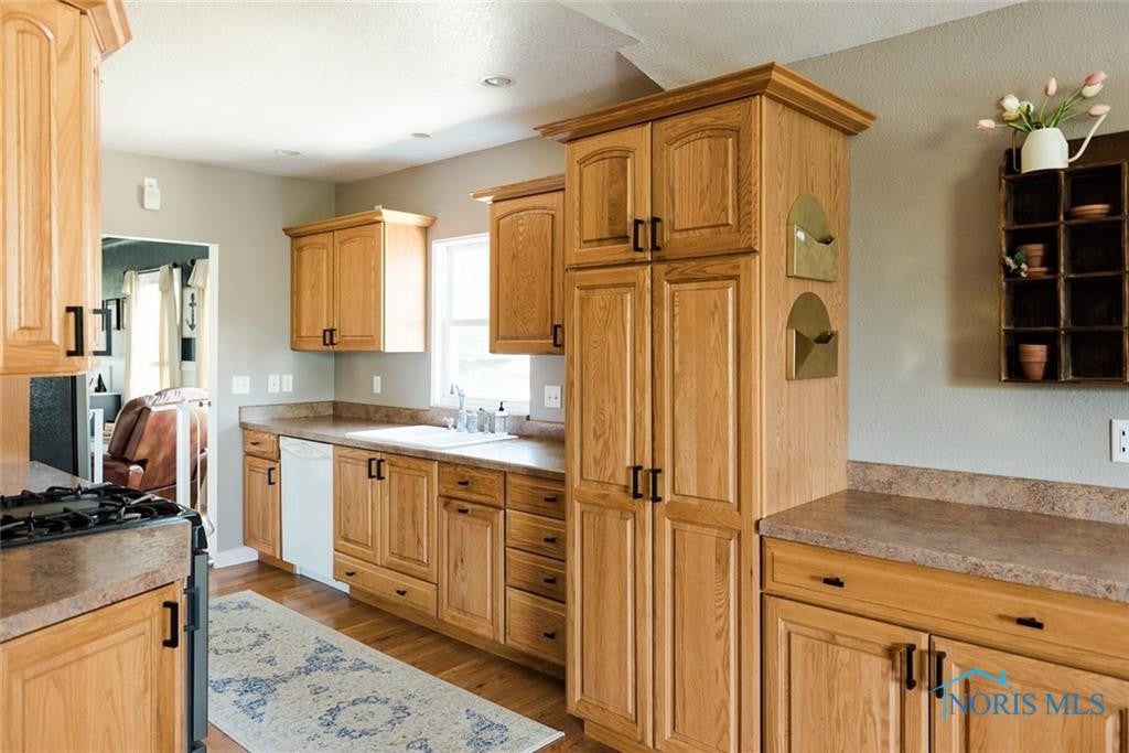 855 Schmidlin Road Oregon, OH 43616 - Photo 6 of 15 Gallery Image 6