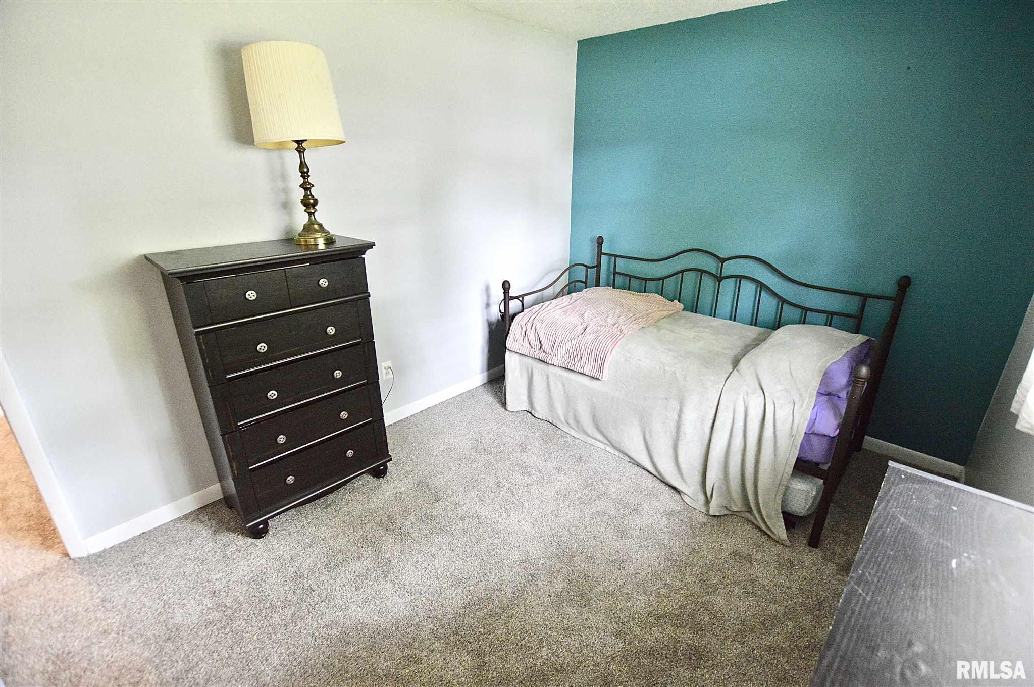 708 Deerfield Road Chatham, IL 62629 - Photo 15 of 24 Gallery Image 15