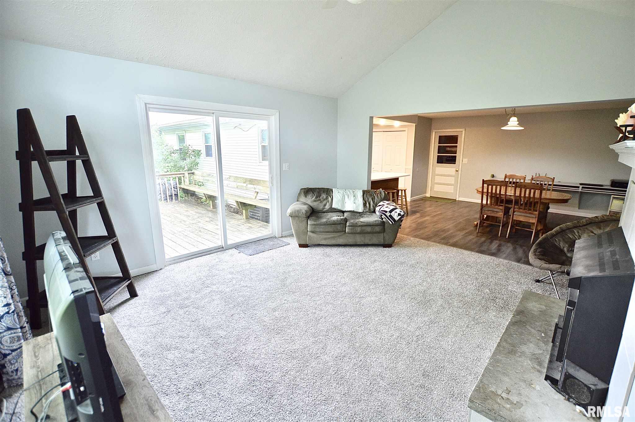 708 Deerfield Road Chatham, IL 62629 - Photo 18 of 24 Gallery Image 18