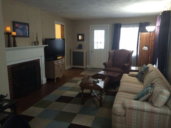 25 Harkness Avenue Springfield, MA 01118 - Photo 8 of 27 Gallery Image 8