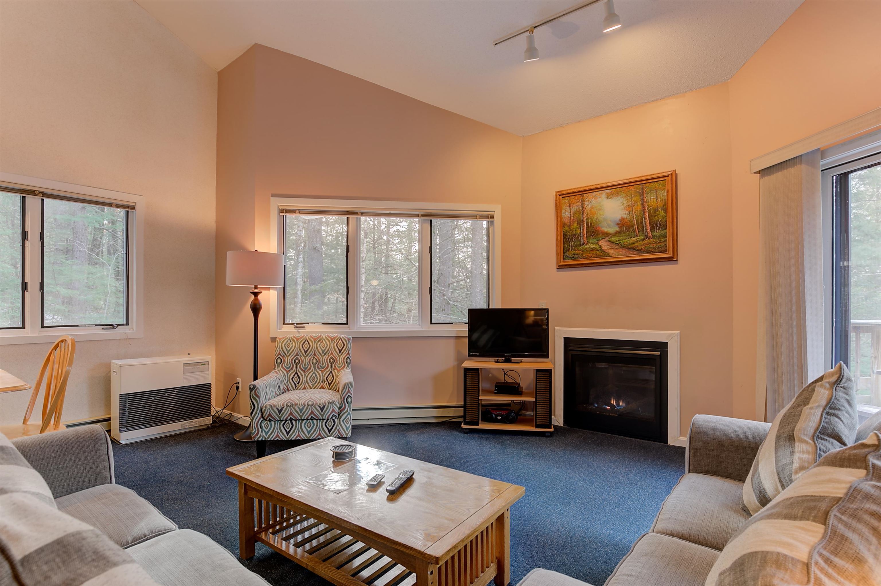 326 Crown Ridge Road, Unit 10 Conway, NH 03860 - Photo 5 of 34