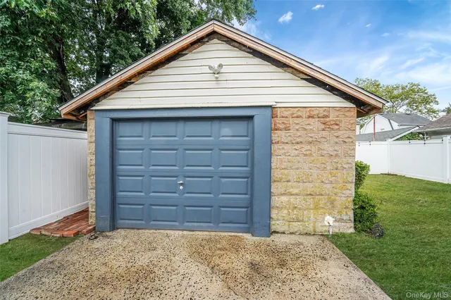 $710,000 | 76 Cambridge Street, Valley Stream, NY 11581