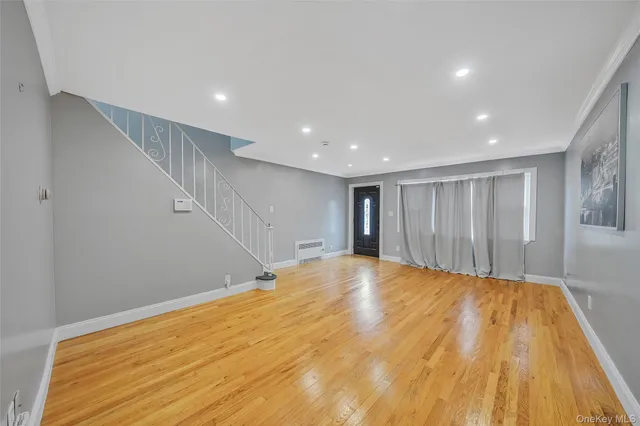 $710,000 | 76 Cambridge Street, Valley Stream, NY 11581