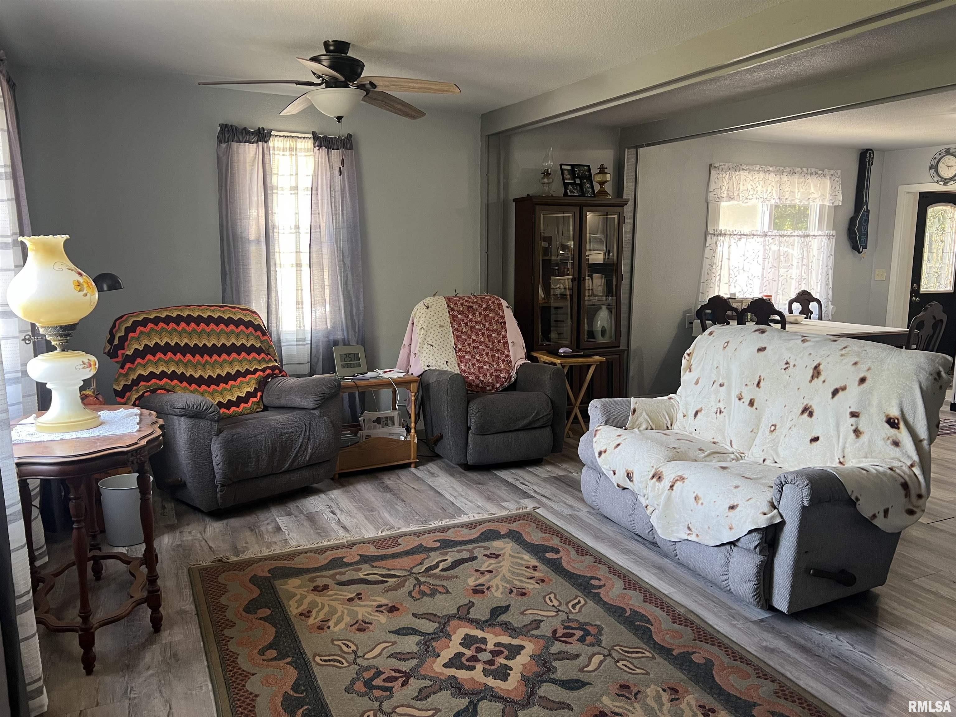 6315 East Holler Road Table Grove, IL 61482 - Photo 8 of 23