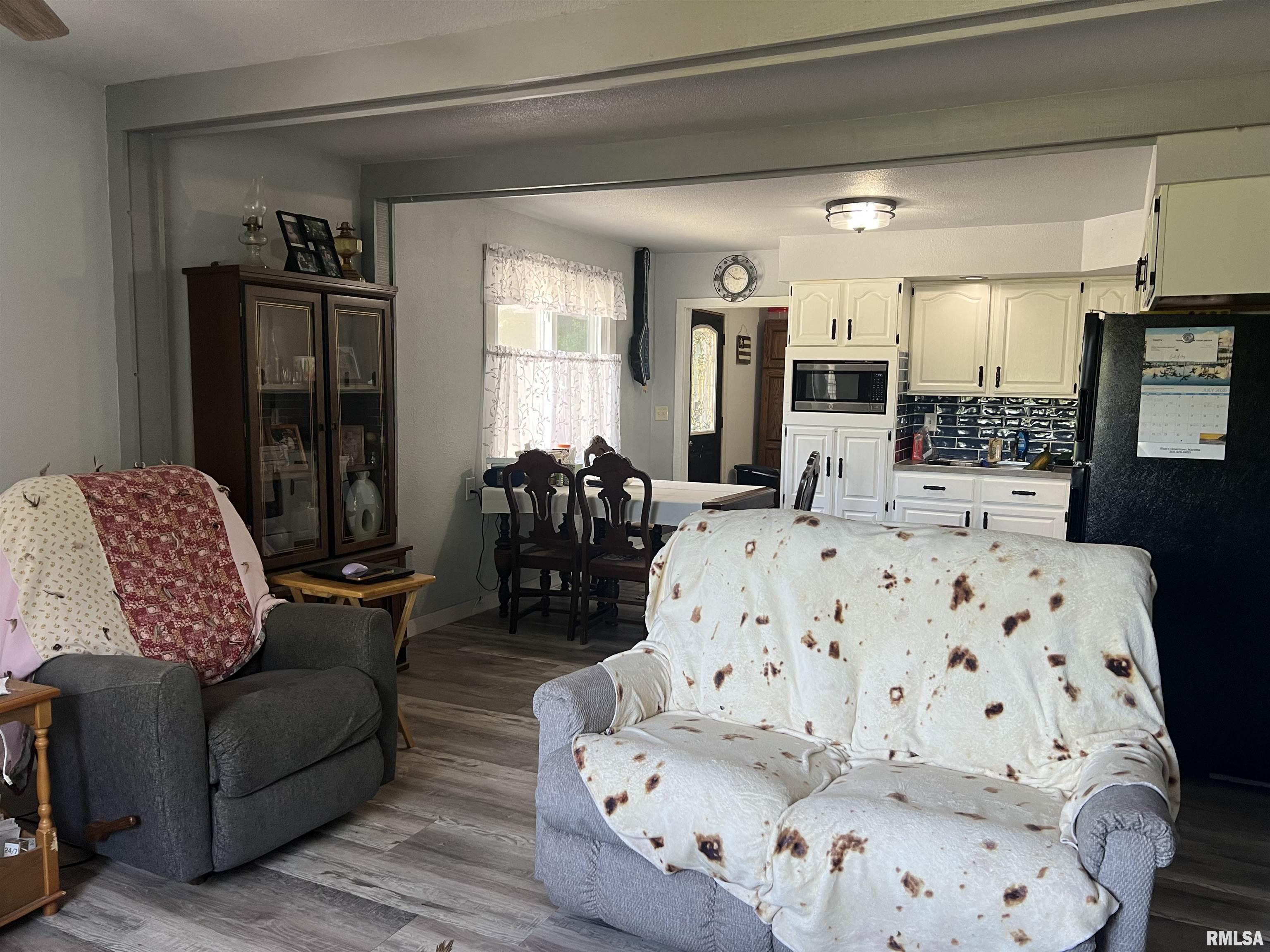 6315 East Holler Road Table Grove, IL 61482 - Photo 9 of 23