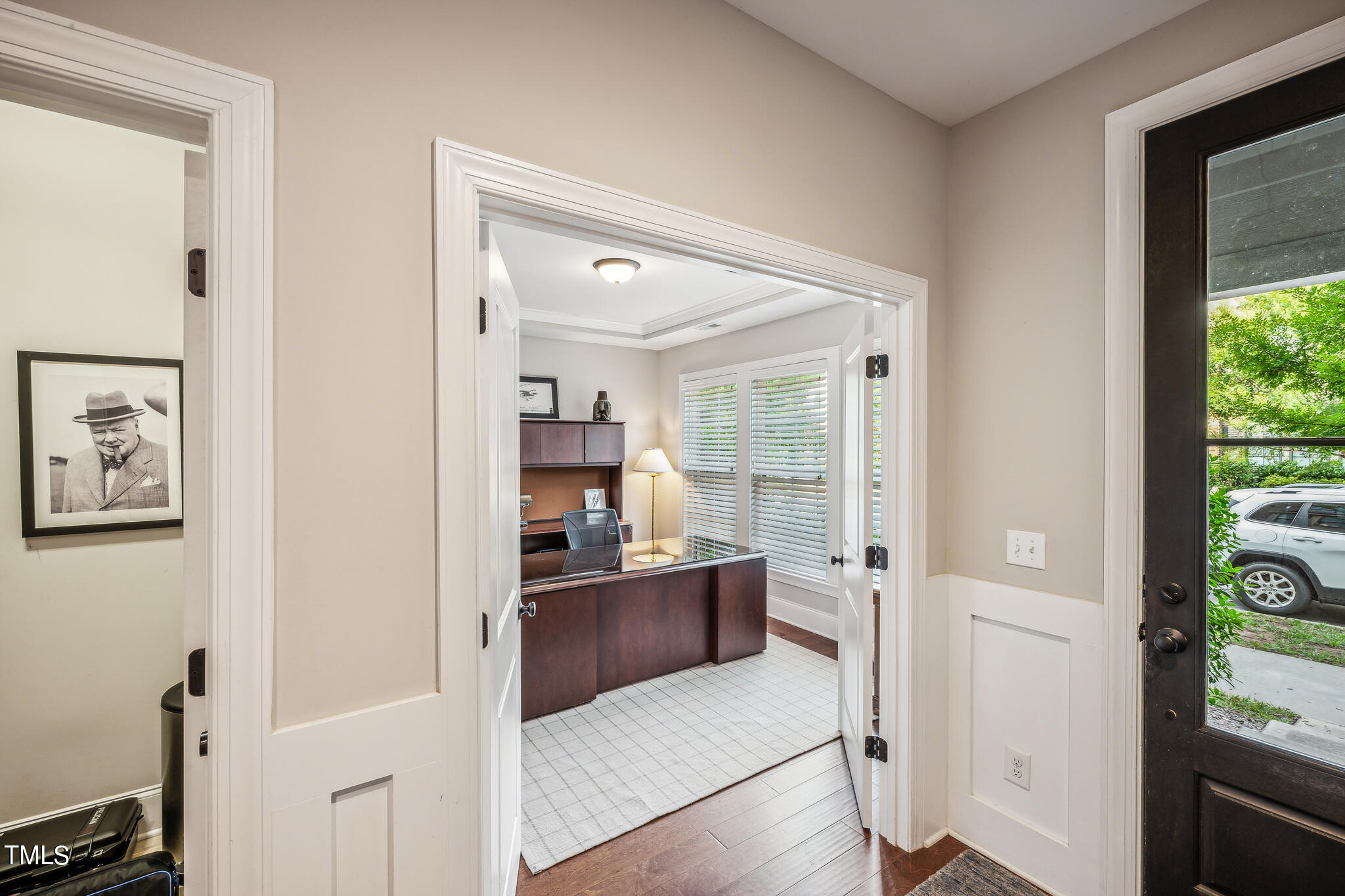 1606 Bowery Drive Raleigh, NC 27607 - Photo 5 of 40 1606_Bowery_Dr_Raleigh_NC_27607_USA-Exte