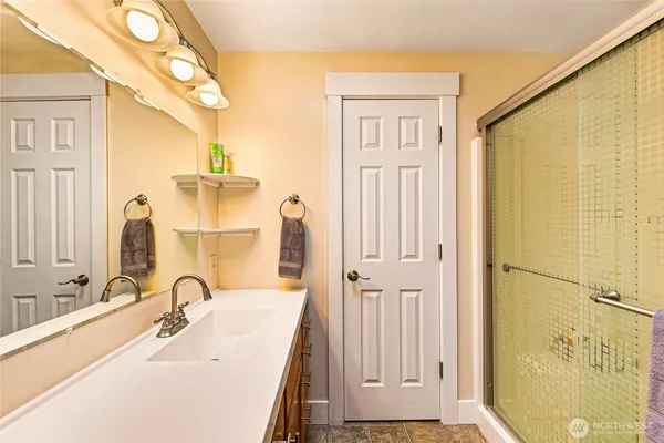 $427,000 | 752 Tillamuk Drive, La Conner, WA 98257