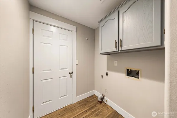 $427,000 | 752 Tillamuk Drive, La Conner, WA 98257